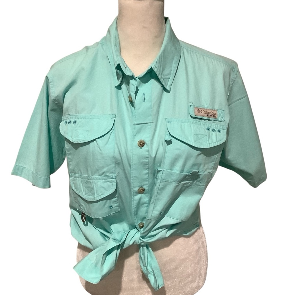 Columbia PFG Women’s Aqua Button-Up Sporting Shirt Size L. SEE MEN’s SHIRT TOO!